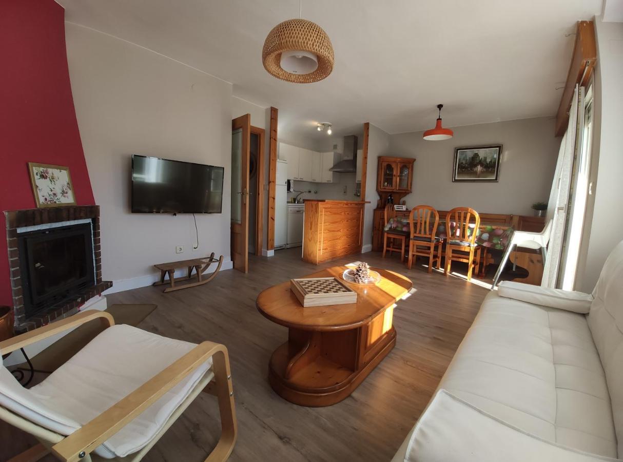 Gabardito 2 Apartment Villanúa Екстериор снимка